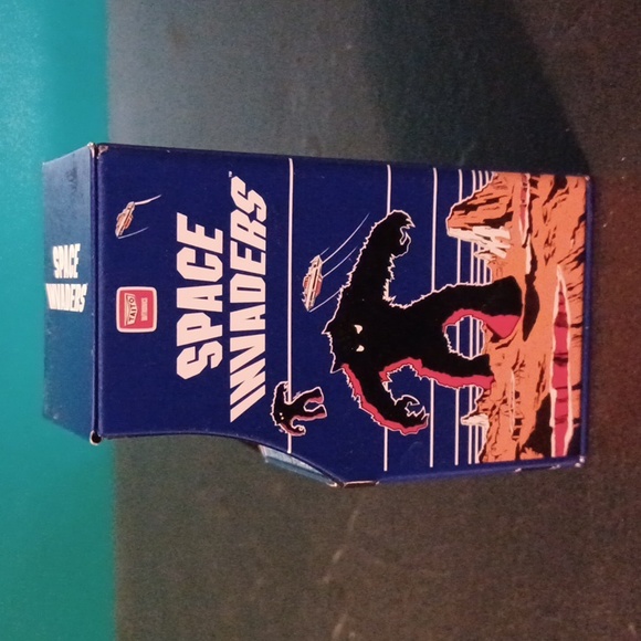 Space Invaders Arcade Game Collectible Candy Tin - Picture 2 of 8